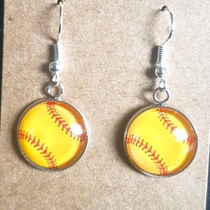 16mm dangle stud- softball